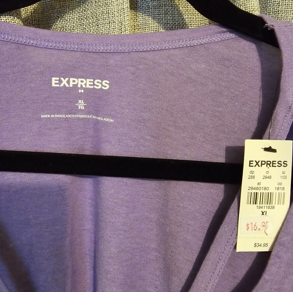 Express Graphic Tee